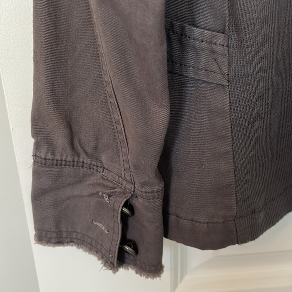 Women’s lightweight jacket - Picture 6 of 7